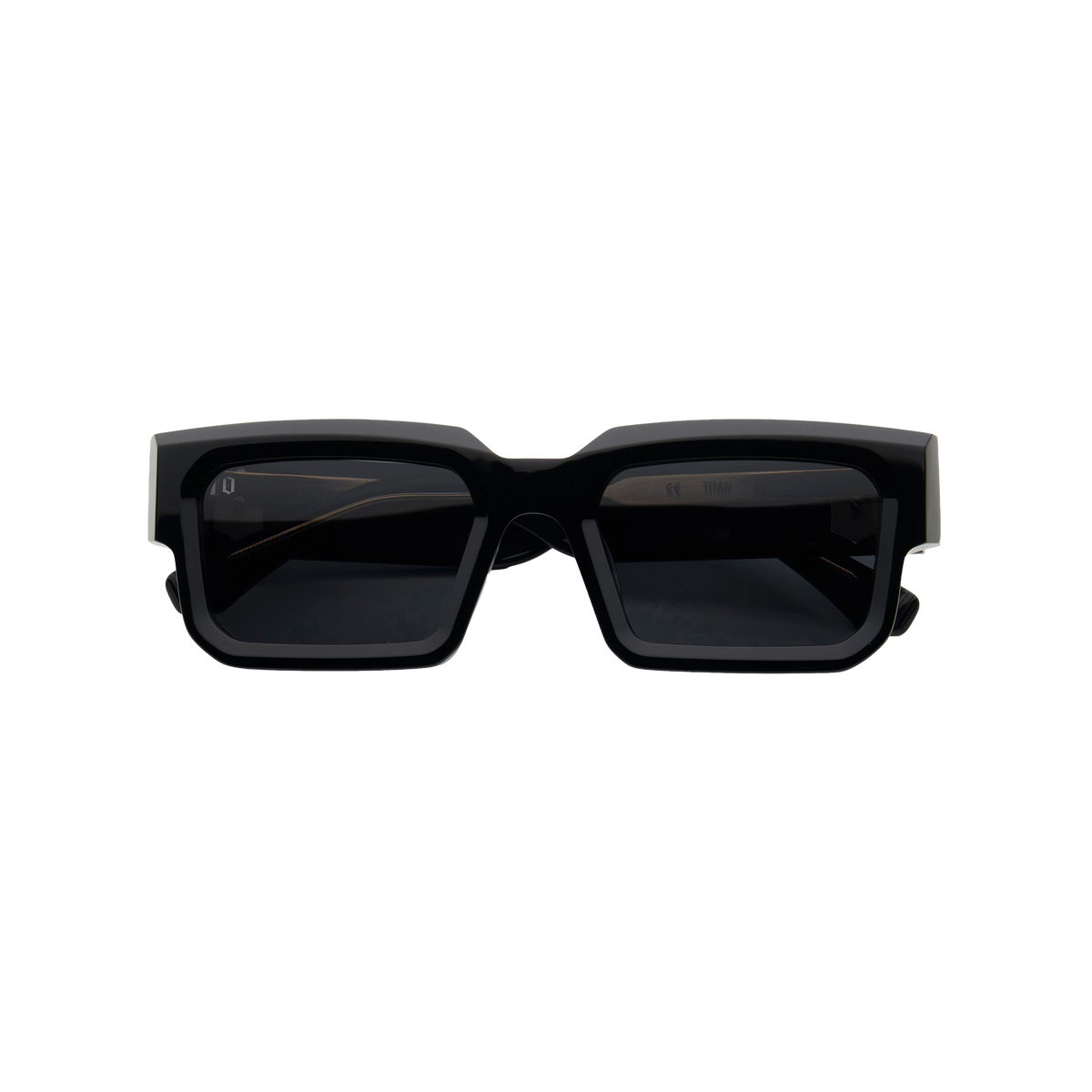 Titan - Black / Black
